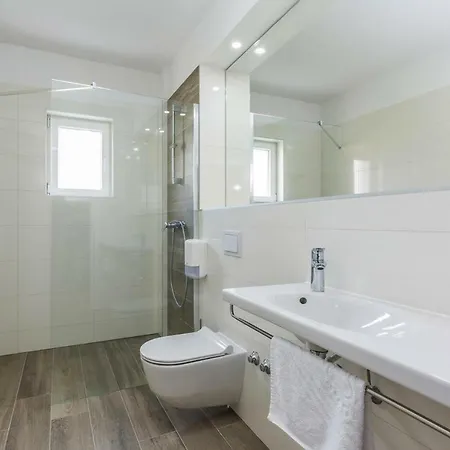 Vila 4m Miletici Cdn021019 Cye Appartamento *