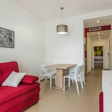 Vila 4m Miletici Cdn021019 Cye Rtina